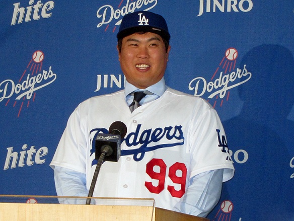 Dodgers Introduce Hyun-jin Ryu