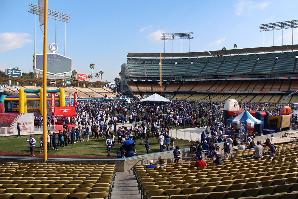 Dodgers Stadium to Host FanFest for the First Time Since 2020