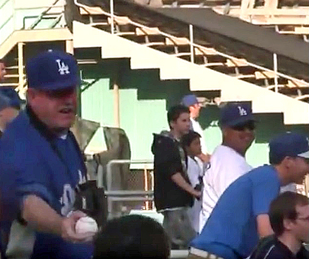 Giving batting practice home run balls to kids makes catching them all the more fun for me. (Video capture courtesy of dodgerfilms)