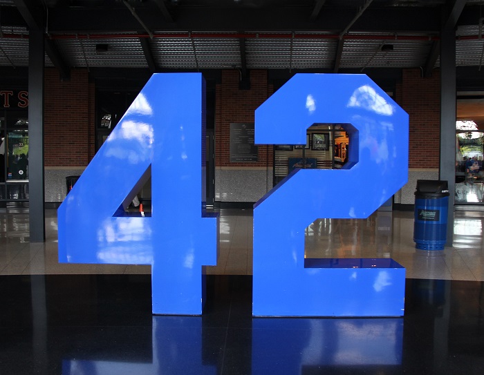 The Jackie Robinson Rotunda at New York's Citi Field is a virtual museum for the Dodger legend. It's quite surprising that it has taken this long for the Dodgers to finally pay tribute to one of their own.