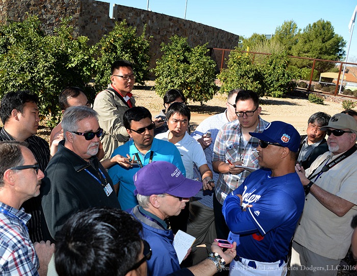 Unlike his predecessor, new Dodgers manager Dave Roberts has been quite open with members of the media. (Photo credit - Jon SooHoo)