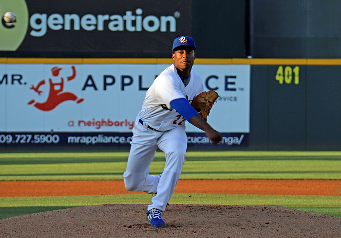 Infielder Edwin Ríos makes Dodgers roster for opening day