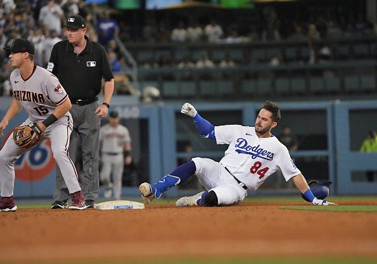 Zach Reks makes MLB debut for Dodgers